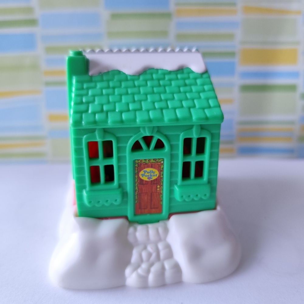 3/$25💙Vintage Polly Pocket McDonalds Holiday Winter Ski Chalet Cottage 1995